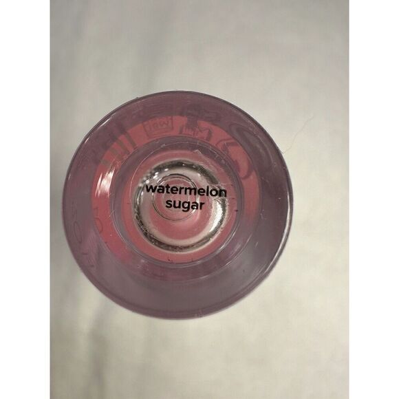 lottie london oil slick 100% Vegan Lip Oil color: watermelon sugar Fill: 3.8ml - Picture 3 of 4